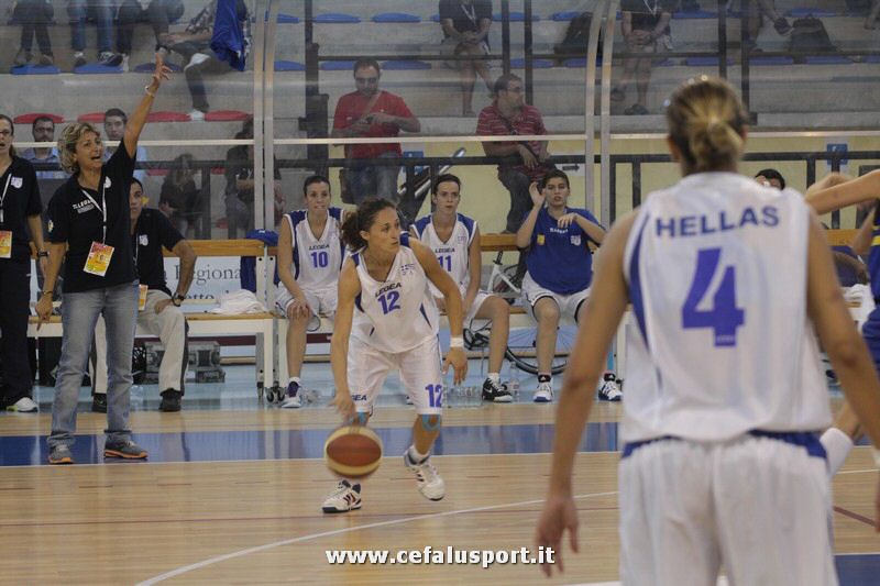 110924 basket 179_tn.jpg